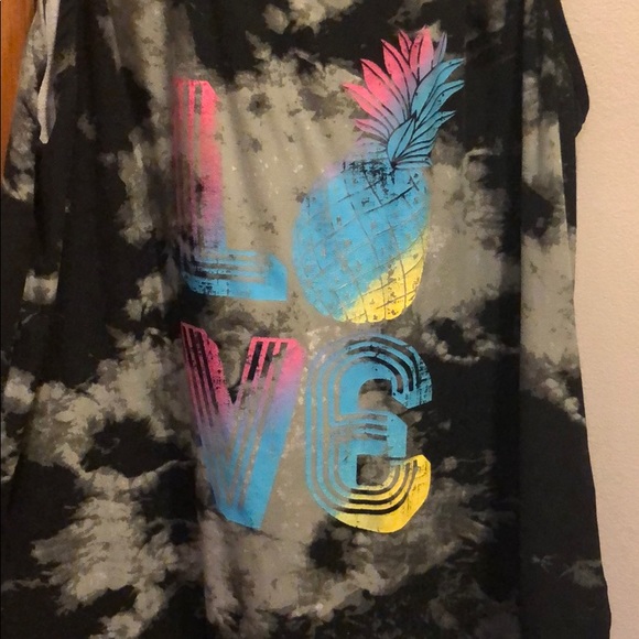Tye dye LOVE tank top - Picture 2 of 2